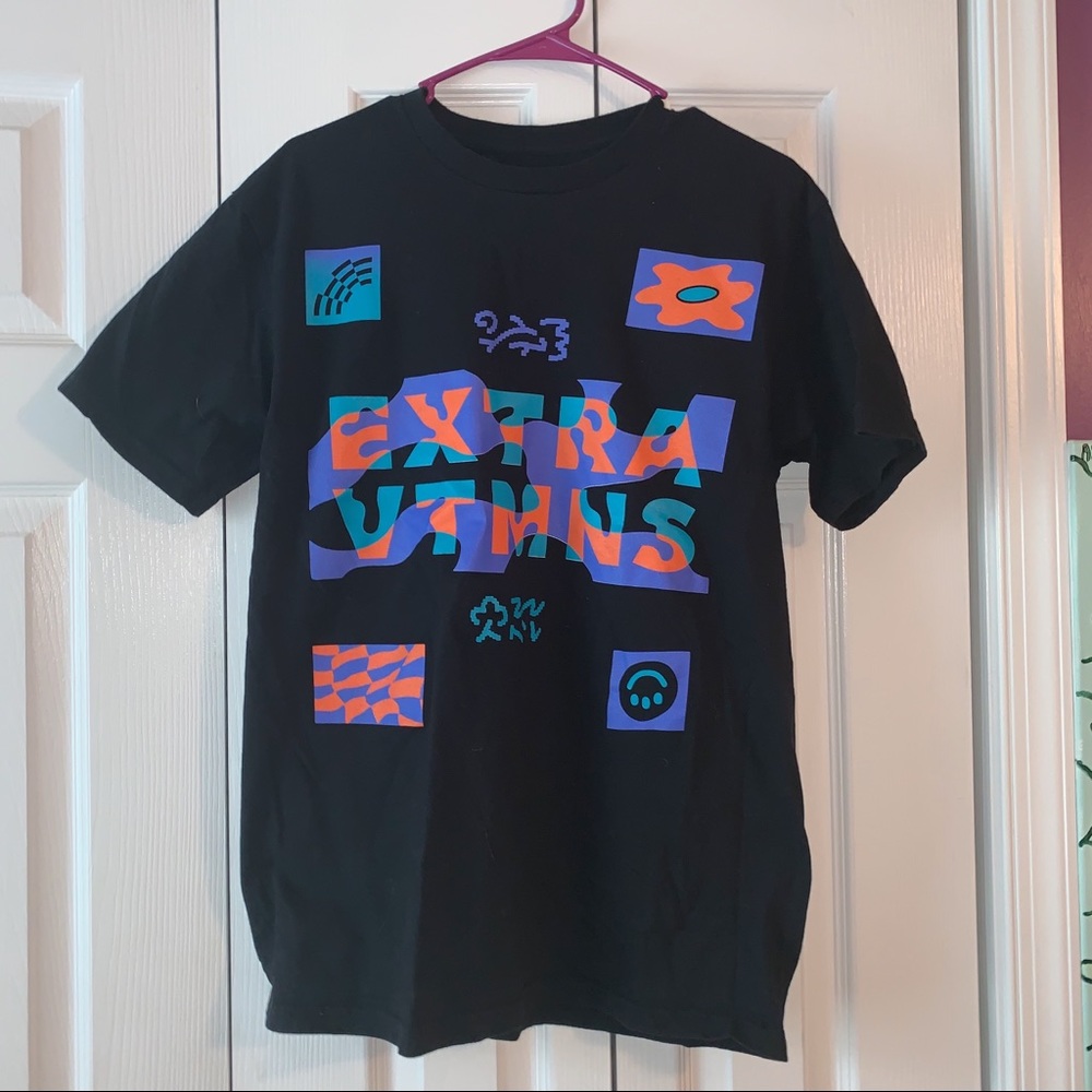 Urban Outfitters EXTRA VTMNS Graphic T-Shirt